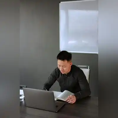 熊桑岩